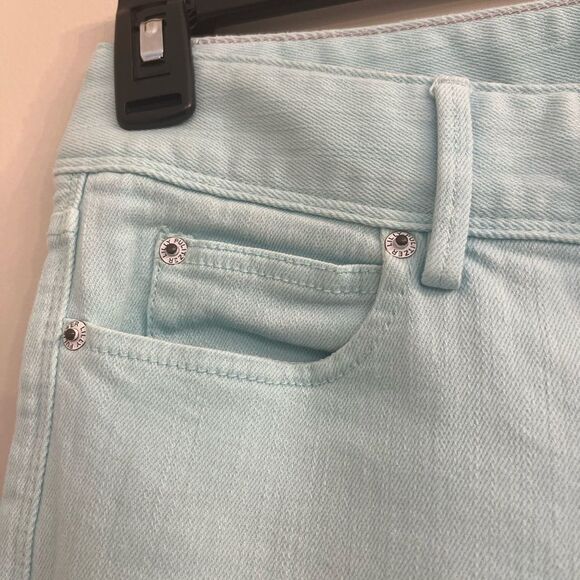 Lilly Pulitzer Jeans - Picture 4 of 7